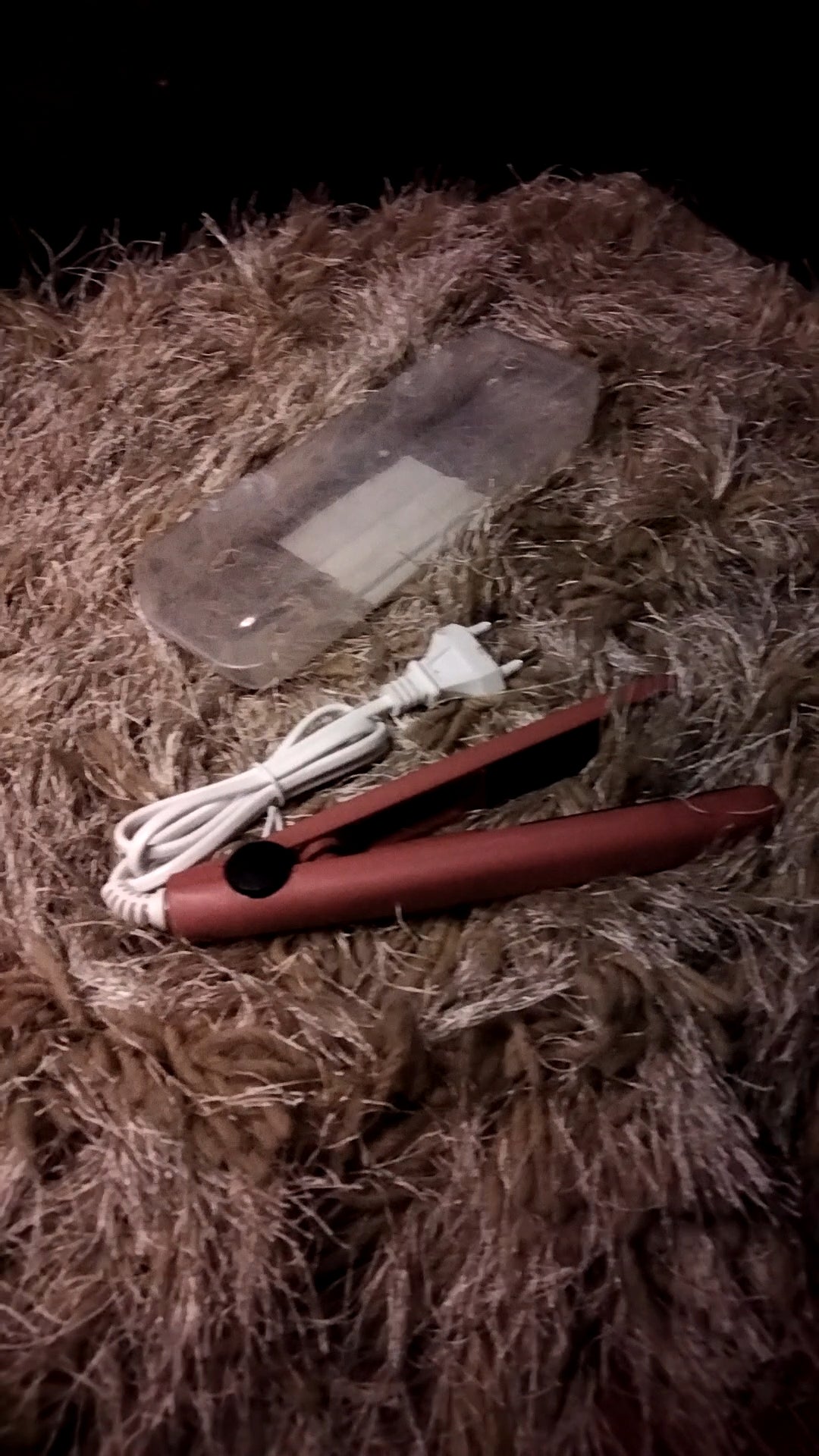 Mini Ceramic Sleek Iron – Premium Travel Hair Straightener